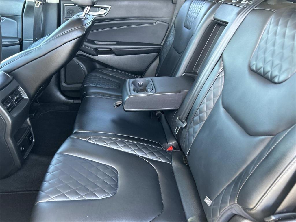 used 2024 Ford Edge car, priced at $29,999