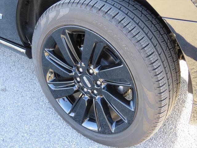used 2024 Lincoln Navigator car, priced at $86,990