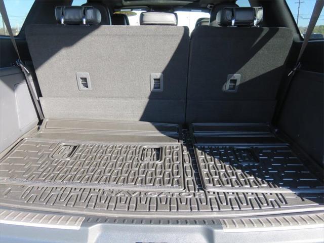 used 2024 Lincoln Navigator car, priced at $86,990
