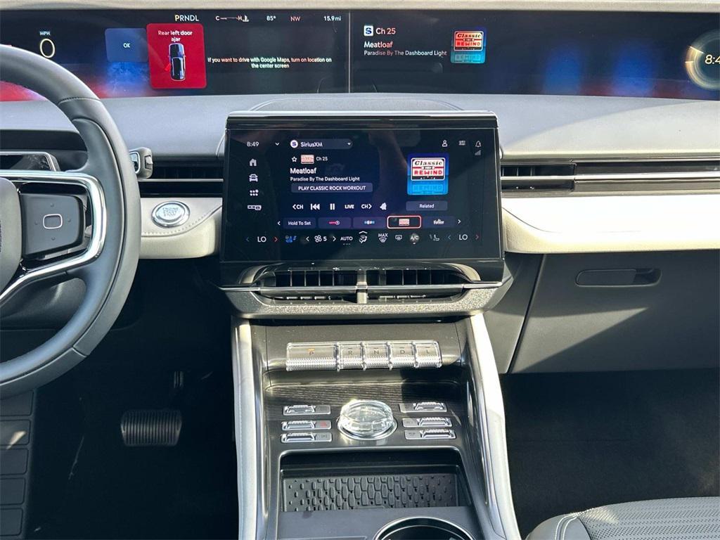 new 2025 Lincoln Nautilus car, priced at $68,275