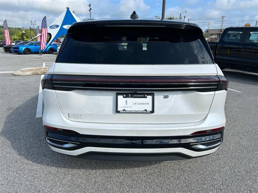 new 2025 Lincoln Nautilus car, priced at $68,275