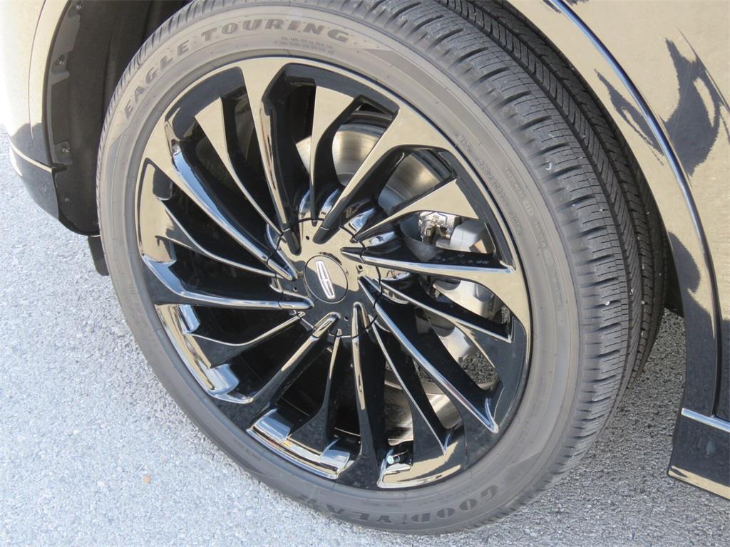 new 2025 Lincoln Aviator car, priced at $80,000