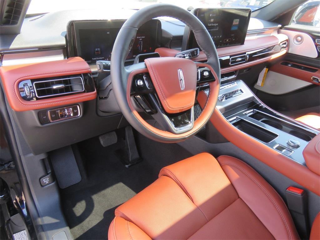 new 2025 Lincoln Aviator car, priced at $80,000