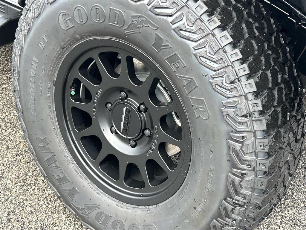 new 2025 Ford Bronco car, priced at $46,000