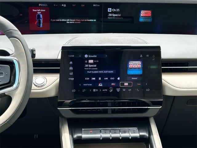 new 2025 Lincoln Nautilus car, priced at $61,228