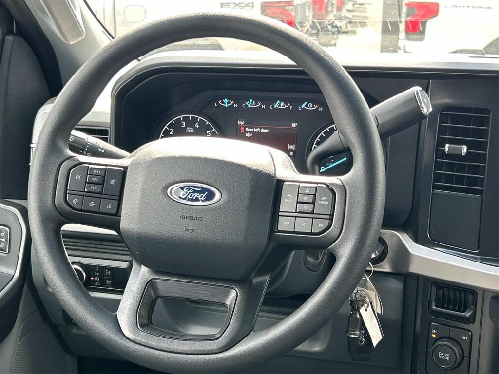 new 2025 Ford F-250 car, priced at $60,500