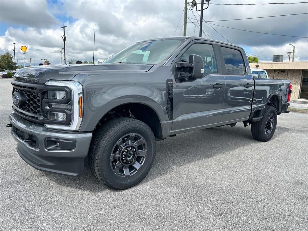 new 2025 Ford F-250 car, priced at $60,500