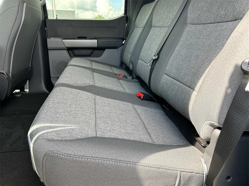 new 2025 Ford F-250 car, priced at $60,500