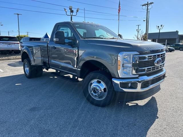 new 2025 Ford F-350 car, priced at $60,000