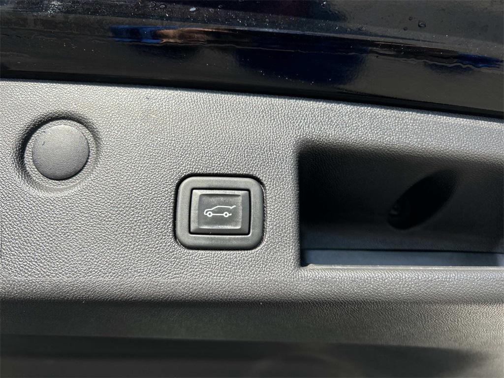 used 2022 Chevrolet Equinox car, priced at $20,981