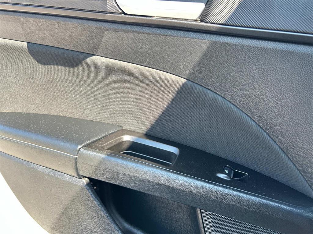 used 2018 Ford Fusion car, priced at $13,981