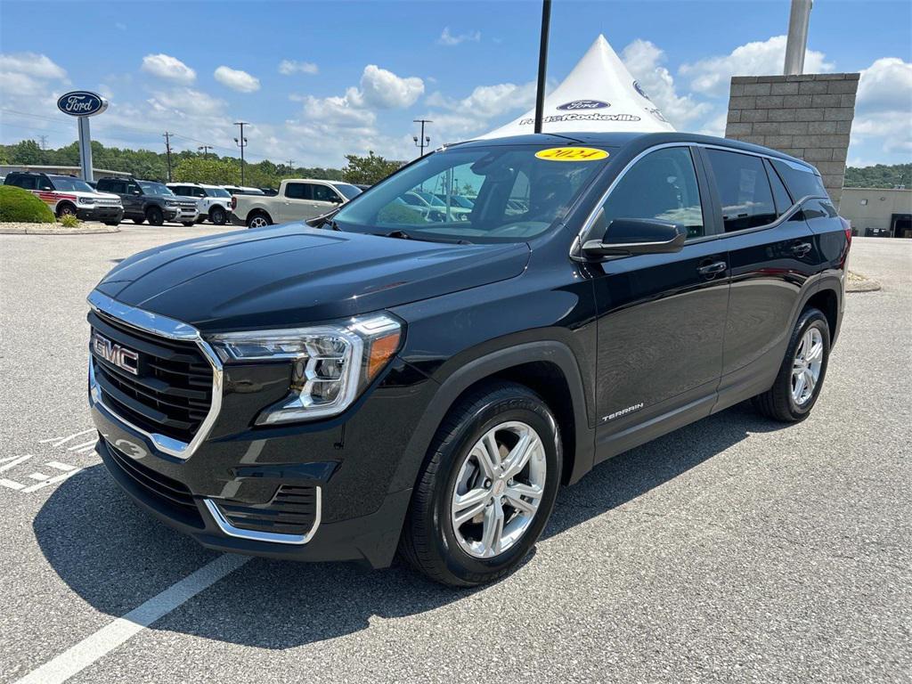 used 2024 GMC Terrain car, priced at $23,994
