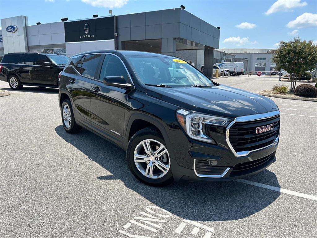 used 2024 GMC Terrain car, priced at $23,994