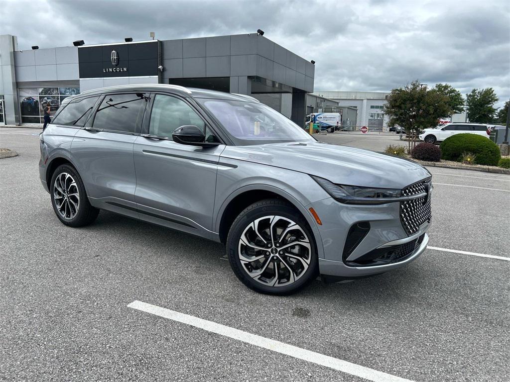 new 2025 Lincoln Nautilus car, priced at $67,525