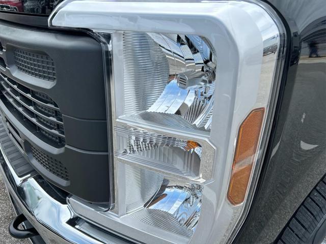 new 2025 Ford F-250 car, priced at $64,500