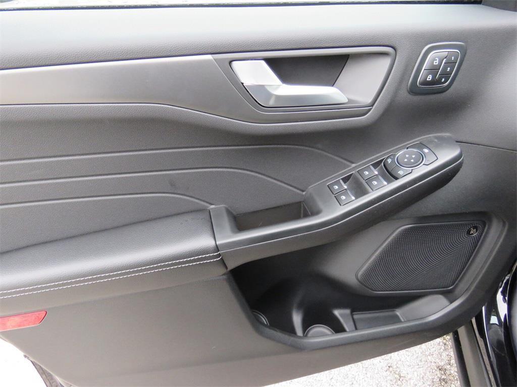 new 2025 Ford Escape car, priced at $33,700
