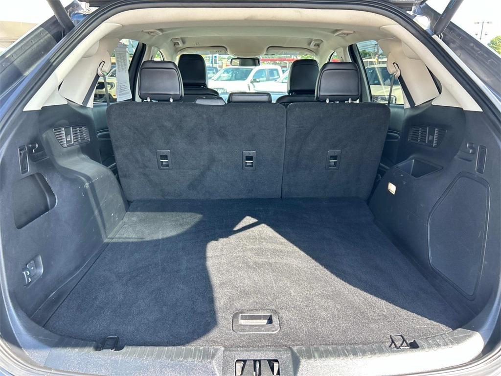 used 2024 Ford Edge car, priced at $33,990