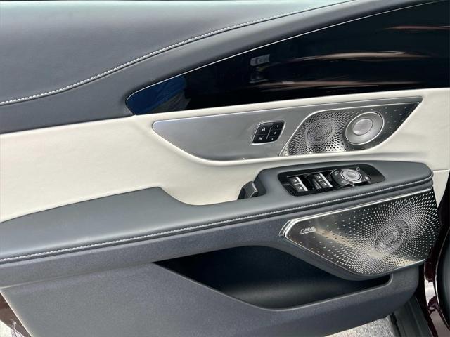 new 2025 Lincoln Nautilus car, priced at $67,000