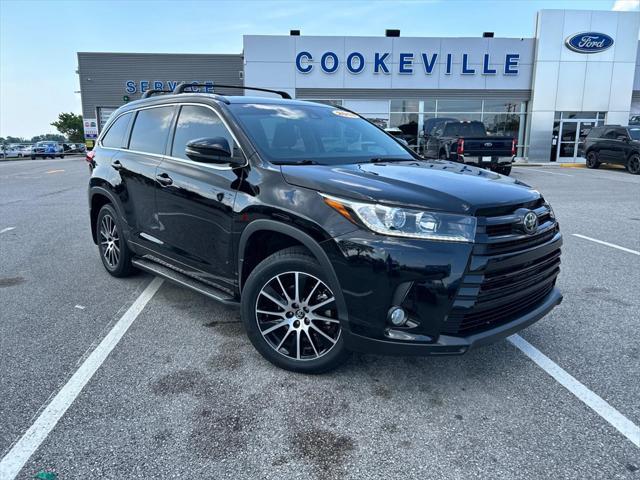 used 2018 Toyota Highlander car, priced at $24,981