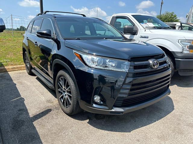 used 2018 Toyota Highlander car
