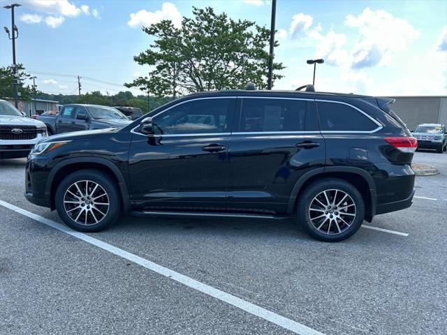 used 2018 Toyota Highlander car, priced at $24,981