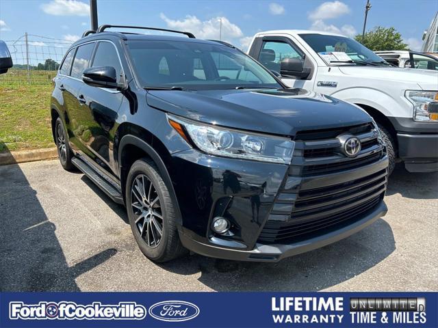 used 2018 Toyota Highlander car, priced at $24,981