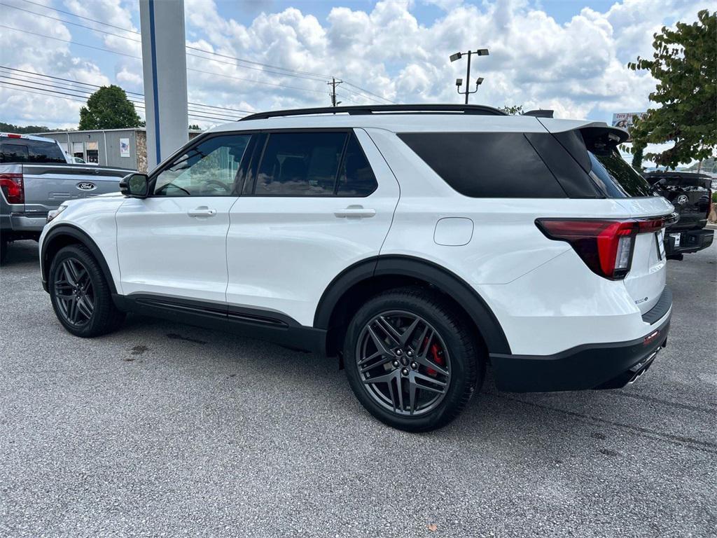 new 2025 Ford Explorer car, priced at $58,500