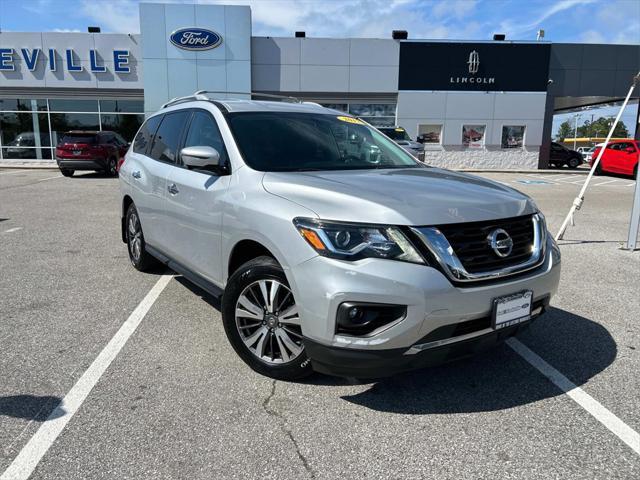 used 2017 Nissan Pathfinder car, priced at $13,481