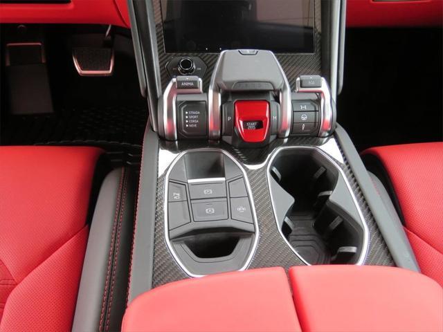 used 2022 Lamborghini Urus car, priced at $235,990