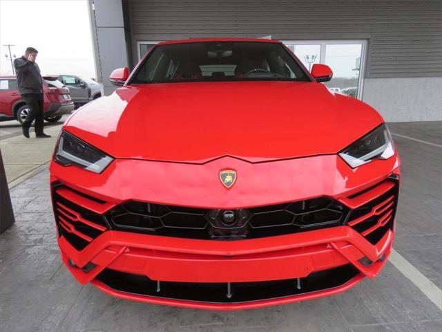 used 2022 Lamborghini Urus car, priced at $235,990