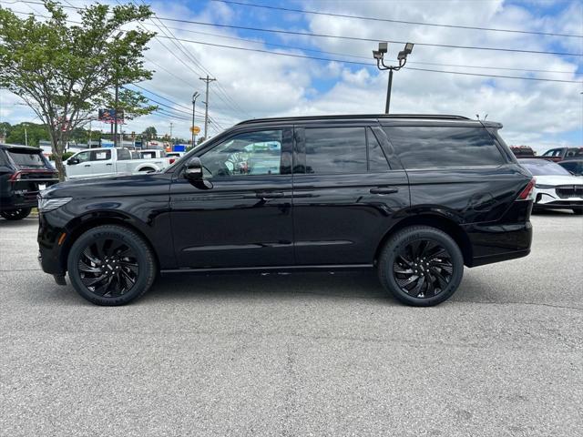 new 2025 Lincoln Navigator car, priced at $106,000