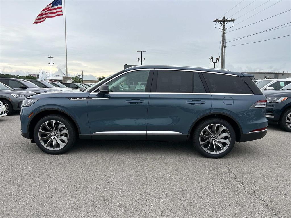 new 2025 Lincoln Aviator car, priced at $67,000