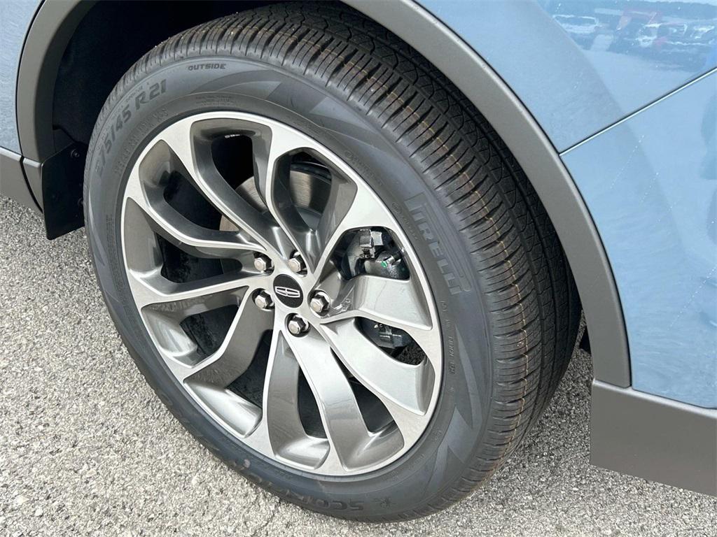 new 2025 Lincoln Aviator car, priced at $67,000