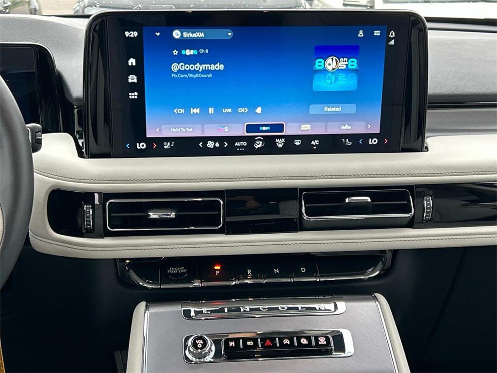 new 2025 Lincoln Aviator car, priced at $67,000