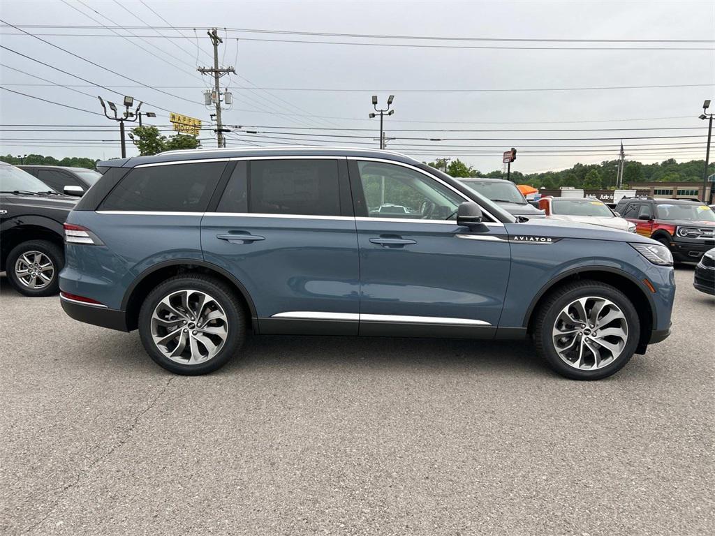 new 2025 Lincoln Aviator car, priced at $67,000