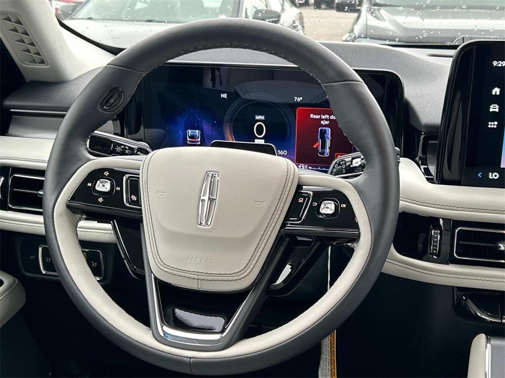 new 2025 Lincoln Aviator car, priced at $67,000