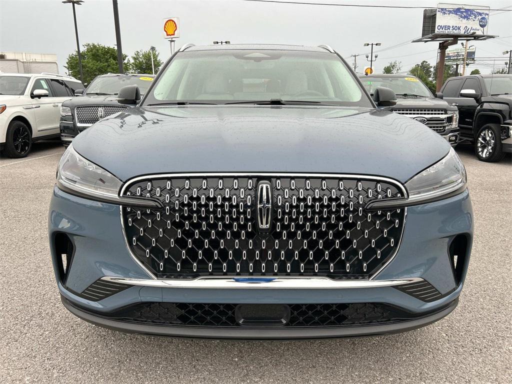 new 2025 Lincoln Aviator car, priced at $67,000