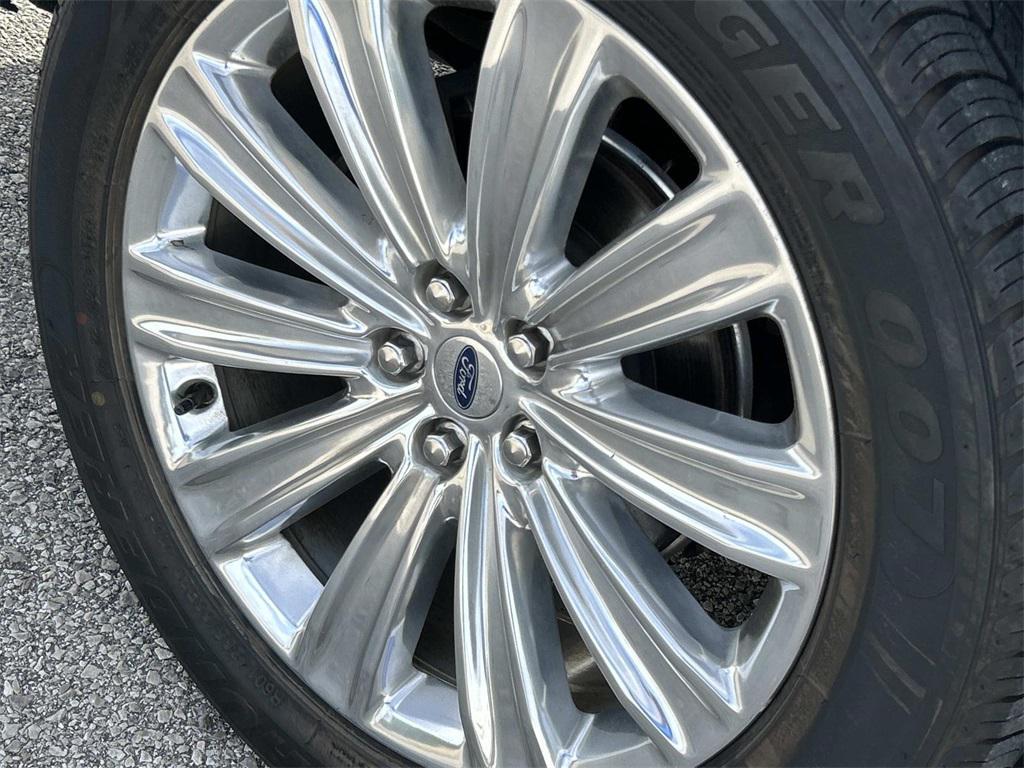 used 2022 Ford Explorer car, priced at $31,990