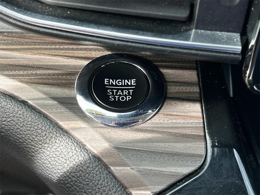 used 2022 Ford Explorer car, priced at $31,990