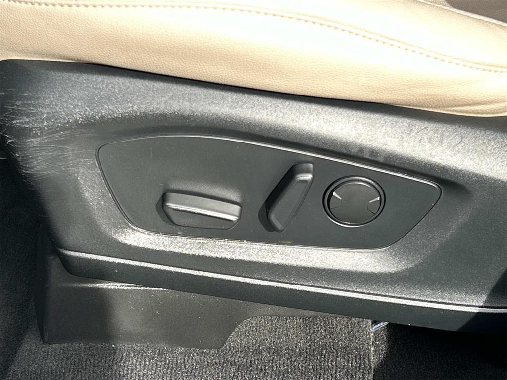 used 2022 Ford Explorer car, priced at $31,990