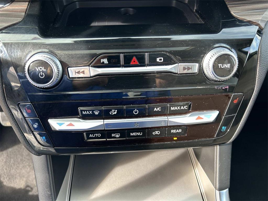 used 2022 Ford Explorer car, priced at $31,990