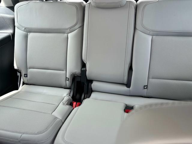 new 2025 Ford Expedition car, priced at $79,320