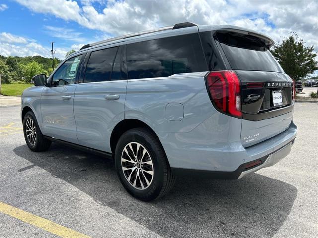 new 2025 Ford Expedition car, priced at $79,320