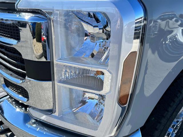 new 2025 Ford F-250 car, priced at $72,500