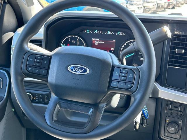 new 2025 Ford F-250 car, priced at $72,500