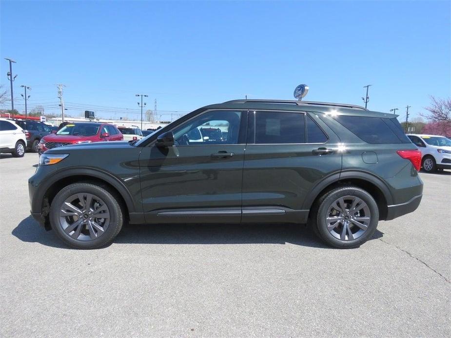 new 2024 Ford Explorer car, priced at $45,555