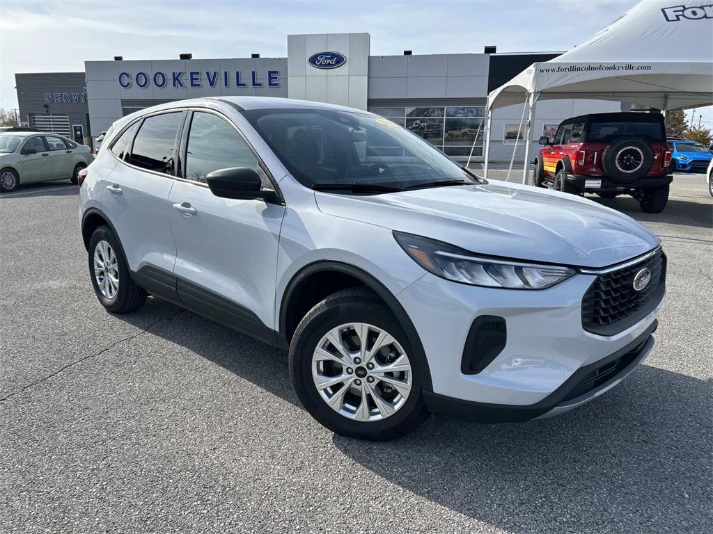 used 2025 Ford Escape car, priced at $29,999