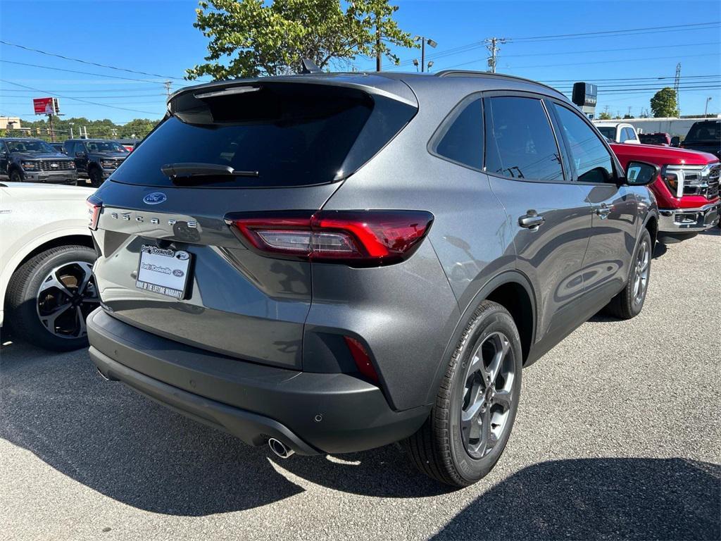 new 2025 Ford Escape car, priced at $33,800