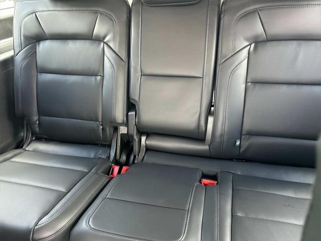 new 2025 Lincoln Navigator car, priced at $106,500
