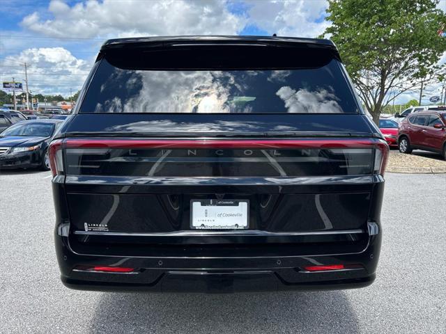 new 2025 Lincoln Navigator car, priced at $106,500